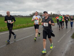 11e editie 8 km punt Bosscher 31-12-2017